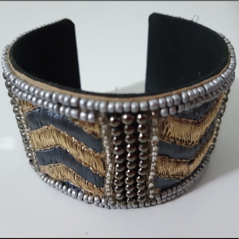 Gray/gold indian bracelet